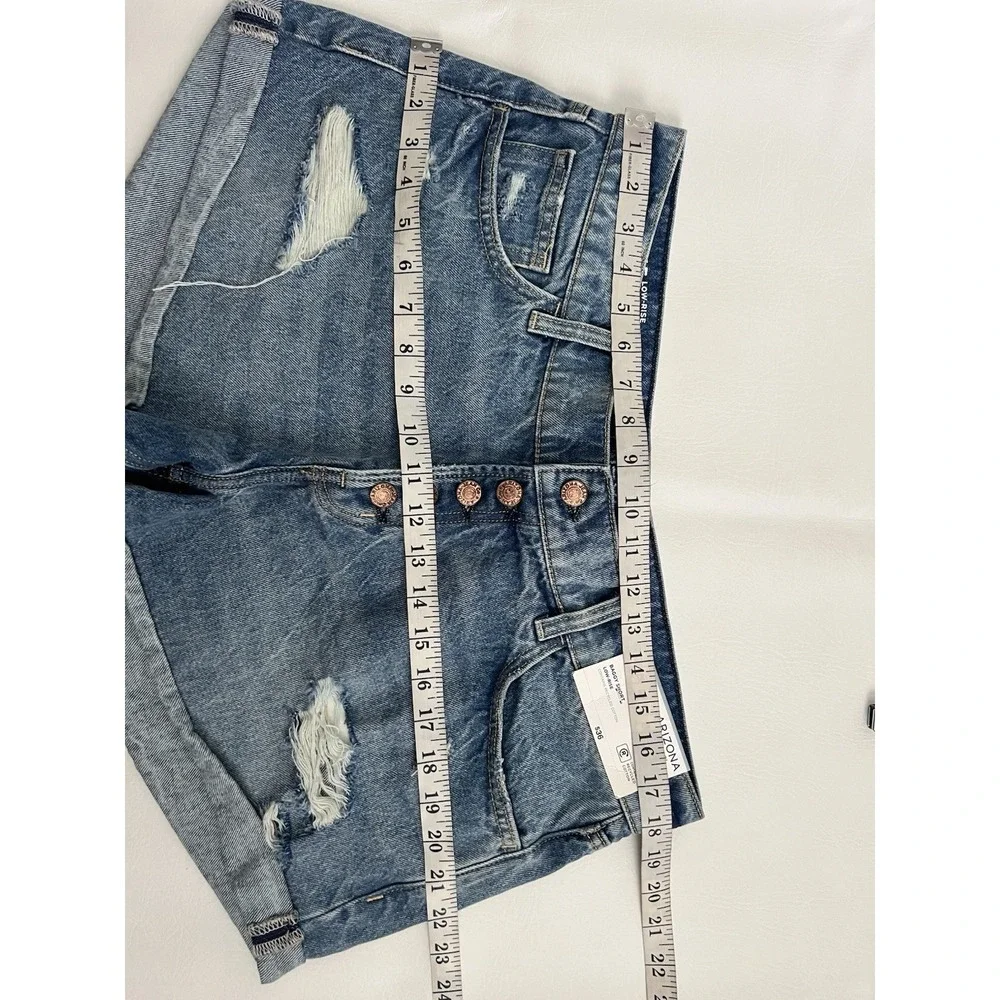 Arizona Jeans it very